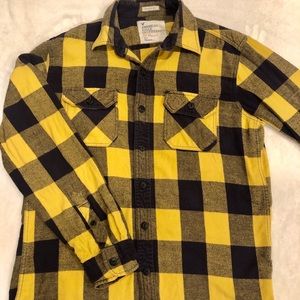 *5 for $25!* American Eagle Button Down
